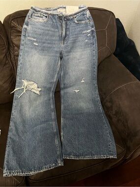 Arizona Jean Company Medium Blue Frayed-Waist Denim JEANS